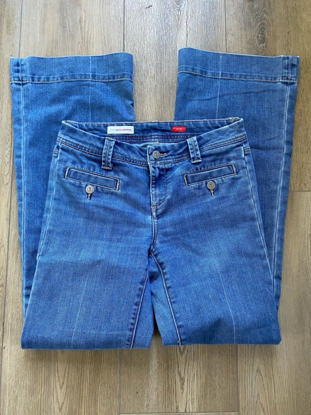 Pilcro and Letterpress o” rise button front Jeans 28